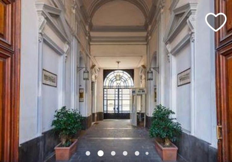 The Queen'S Room Napoli Esterno foto